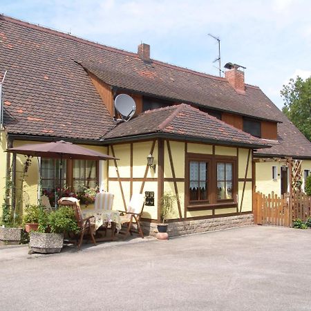 Gaestehaus "Gisela" Im Fuerstlichen Fischhaus Шиллингсфюрст Экстерьер фото